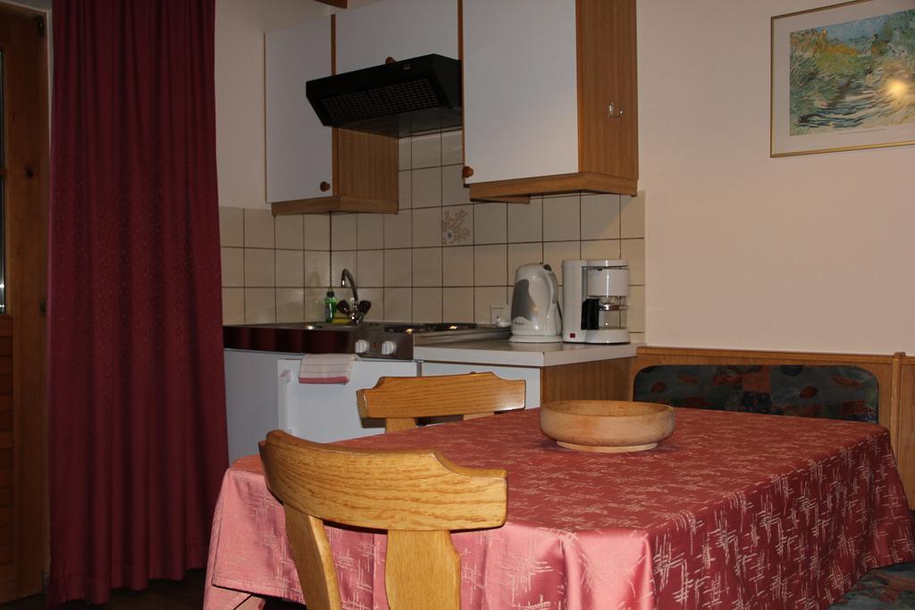Apartmán Haus Puit Mandarfen Pitztal Sankt Leonhard im Pitztal Pokoj fotografie